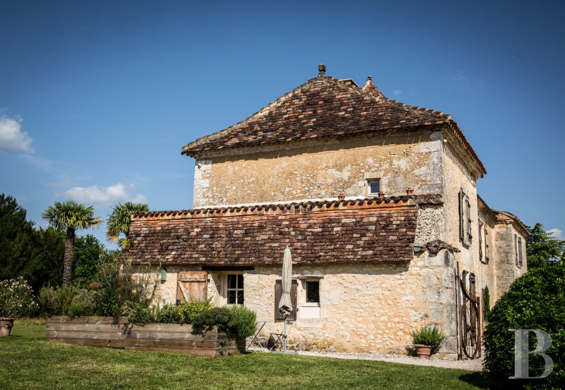 A 16th century mansion now serving as a guest housein the Périgord, not far from Bergerac - photo  n°24